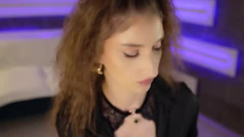 Celline online show from 11/18/25, 05:12