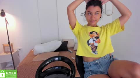 chanell and yina online show from 01/24/25, 03:45