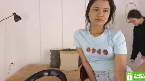 chanell and yina online show from 01/12/26, 01:16