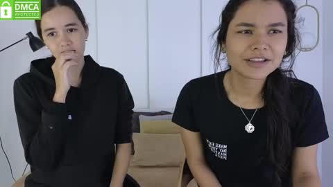 chanell and yina online show from 02/12/26, 01:39
