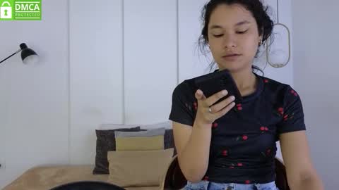 chanell and yina online show from 02/15/26, 01:20