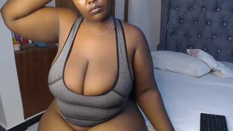 Snapshot of sexychocco_ chatting on 01/28/25, 03:04 sexychocco online show from 01/28/25, 03:04