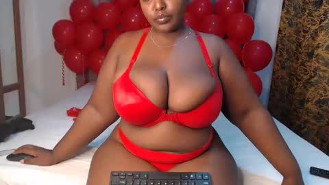 Snapshot of sexychocco_ chatting on 02/15/25, 12:04 sexychocco online show from 02/15/25, 12:04
