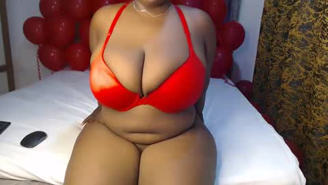 Snapshot of sexychocco_ chatting on 02/15/25, 07:28 sexychocco online show from 02/15/25, 07:28