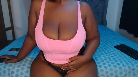 Snapshot of sexychocco_ chatting on 10/03/25, 06:16 sexychocco online show from 10/03/25, 06:16