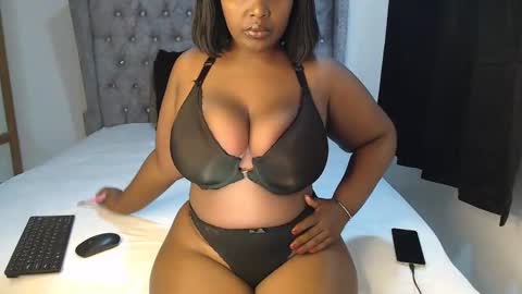 sexychocco online show from 12/19/25, 09:27