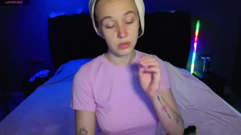 Sophia online show from 05/18/26, 04:35