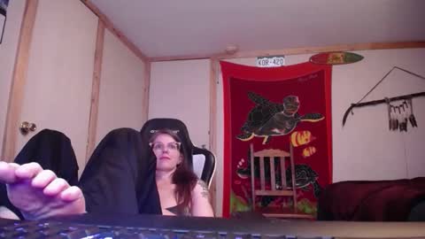 Austin and Megan online show from 12/21/25, 05:58