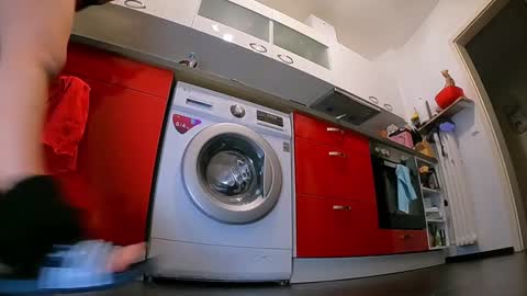 XDA   online show from 01/18/25, 12:15