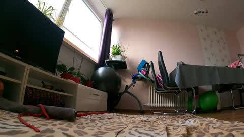 XDA   online show from 01/27/25, 12:05