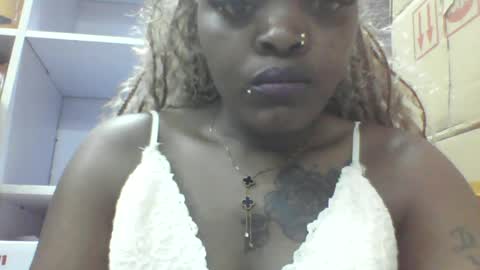 Snapshot of sexydee101436 chatting on 06/23/26, 01:09 sexydee101436 online show from 06/23/26, 01:09