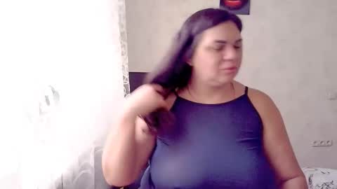 Snapshot of sexydollywoman chatting on 10/08/25, 07:39 sexydollywoman online show from 10/08/25, 07:39