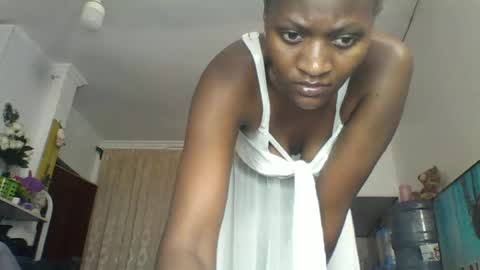 Snapshot of sexydotty382074 chatting on 06/29/26, 04:07 sexydotty382074 online show from 06/29/26, 04:07