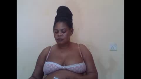 Snapshot of sexydove2 chatting on 02/27/25, 12:56 EMILY online show from 02/27/25, 12:56