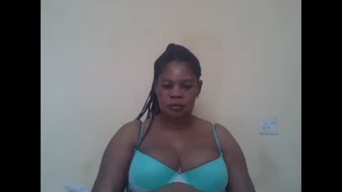 Snapshot of sexydove2 chatting on 03/02/25, 07:10 EMILY online show from 03/02/25, 07:10