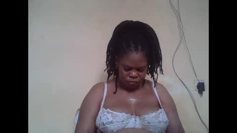 Snapshot of sexydove2 chatting on 05/30/26, 08:44 EMILY online show from 05/30/26, 08:44