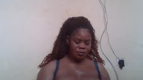Snapshot of sexydove2 chatting on 06/23/26, 06:44 EMILY online show from 06/23/26, 06:44