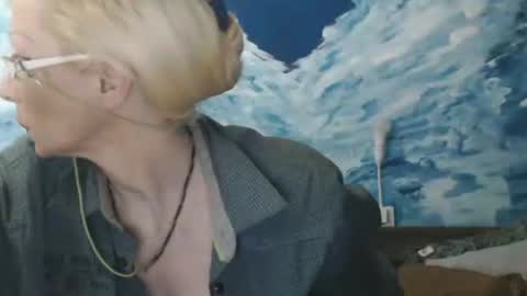 ENI pvt moan your name  WHEN I M NOT online you tell me in SNAPCHAT deal yes add me...  FREE TWITTER magiconline101...... online show from 02/07/25, 11:03