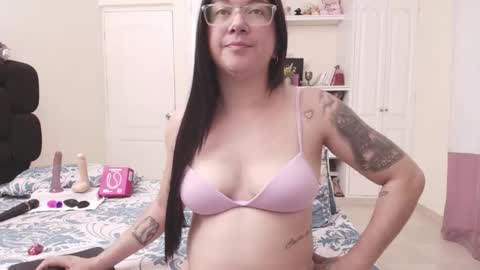 Eva online show from 11/21/25, 03:38