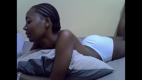 sexyghurl12 online show from 02/11/26, 03:28