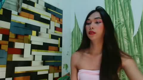 Snapshot of sexyhornyts4u chatting on 11/10/25, 12:37 sexyhornyts4u online show from 11/10/25, 12:37