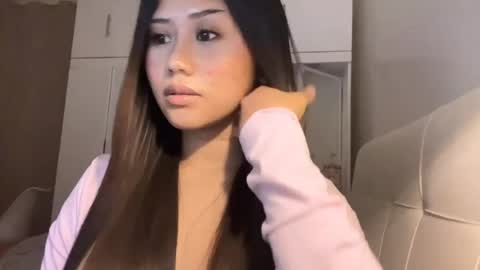 Snapshot of sexyhotangelyn chatting on 06/30/26, 05:41 sexyhotangelyn online show from 06/30/26, 05:41