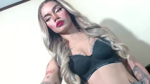 sexyhotbabe18 online show from 04/12/26, 07:30