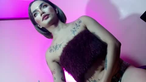 Snapshot of sexyhotbabe18 chatting on 06/30/26, 09:27 sexyhotbabe18 online show from 06/30/26, 09:27
