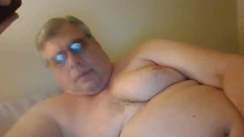chris online show from 04/09/26, 07:36
