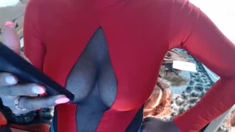 sexyjustin202 online show from 09/13/25, 12:54