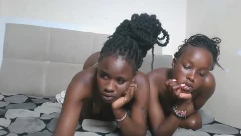 sexykiki18 online show from 01/12/26, 10:48