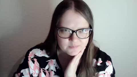 Snapshot of sexykitty_2 chatting on 12/14/24, 04:52 Kate online show from 12/14/24, 04:52