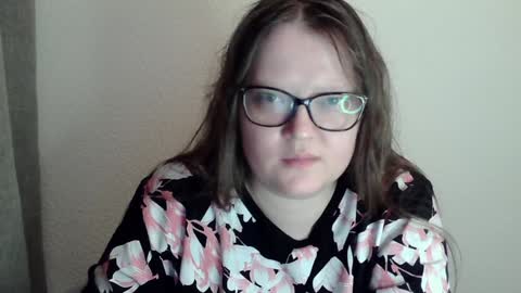 Snapshot of sexykitty_2 chatting on 12/26/24, 09:26 Kate online show from 12/26/24, 09:26