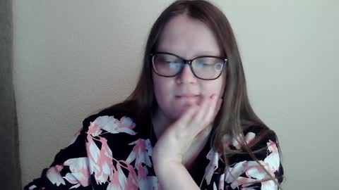 Snapshot of sexykitty_2 chatting on 12/31/24, 03:34 Kate online show from 12/31/24, 03:34