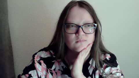 Snapshot of sexykitty_2 chatting on 01/03/25, 03:27 Kate online show from 01/03/25, 03:27