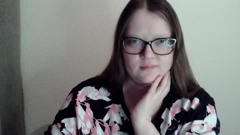 Snapshot of sexykitty_2 chatting on 01/05/25, 01:24 Kate online show from 01/05/25, 01:24