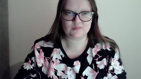 Snapshot of sexykitty_2 chatting on 01/11/25, 04:16 Kate online show from 01/11/25, 04:16