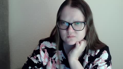 Snapshot of sexykitty_2 chatting on 01/15/25, 05:15 Kate online show from 01/15/25, 05:15