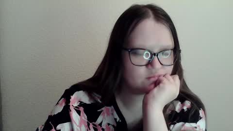 Snapshot of sexykitty_2 chatting on 01/16/25, 04:17 Kate online show from 01/16/25, 04:17