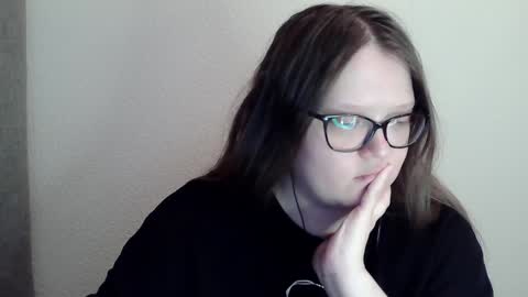 Snapshot of sexykitty_2 chatting on 01/25/25, 12:17 Kate online show from 01/25/25, 12:17