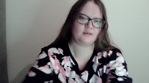 Snapshot of sexykitty_2 chatting on 01/25/25, 04:23 Kate online show from 01/25/25, 04:23