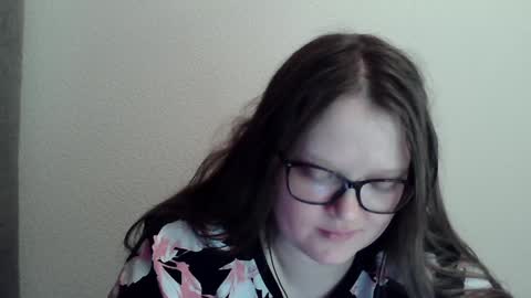 Snapshot of sexykitty_2 chatting on 02/01/25, 04:35 Kate online show from 02/01/25, 04:35