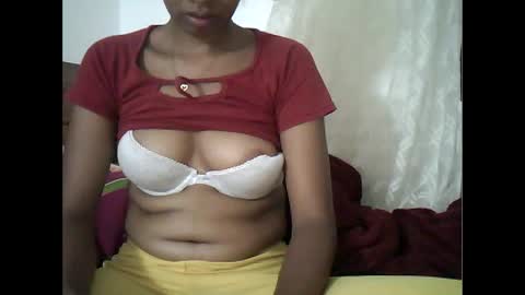 Snapshot of sexylarra12 chatting on 01/31/25, 06:46 sexylarra12 online show from 01/31/25, 06:46