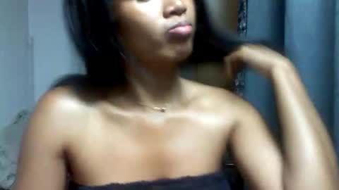 Snapshot of sexylarra12 chatting on 10/23/25, 09:52 sexylarra12 online show from 10/23/25, 09:52