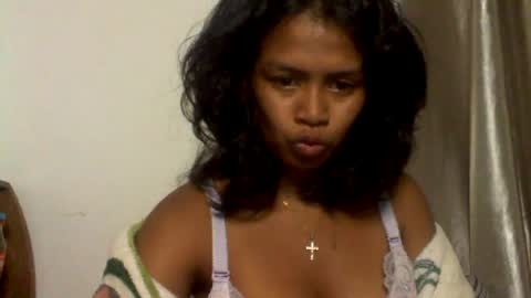 Snapshot of sexylarra12 chatting on 05/18/26, 04:07 sexylarra12 online show from 05/18/26, 04:07