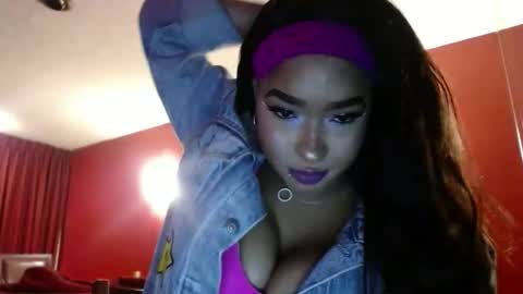 Snapshot of sexylatincouple chatting on 05/17/26, 08:01 SEXYLATINCOUPLE online show from 05/17/26, 08:01