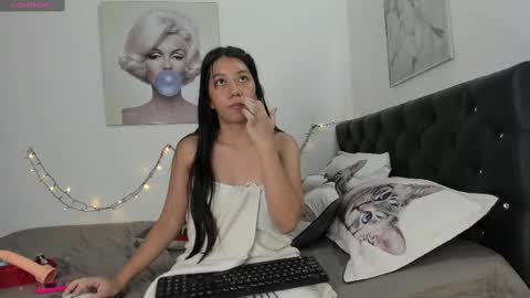 laura online show from 02/20/25, 05:29