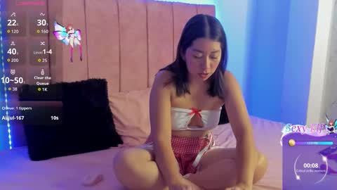 Snapshot of sexylaurita4u chatting on 02/07/26, 03:16 laura online show from 02/07/26, 03:16