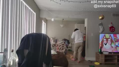 Snapshot of sexylax69 chatting on 01/17/26, 04:43 sexylax69 online show from 01/17/26, 04:43