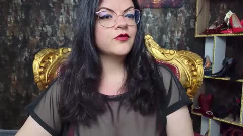 Mistress Lilian Lestrange online show from 06/03/26, 11:46